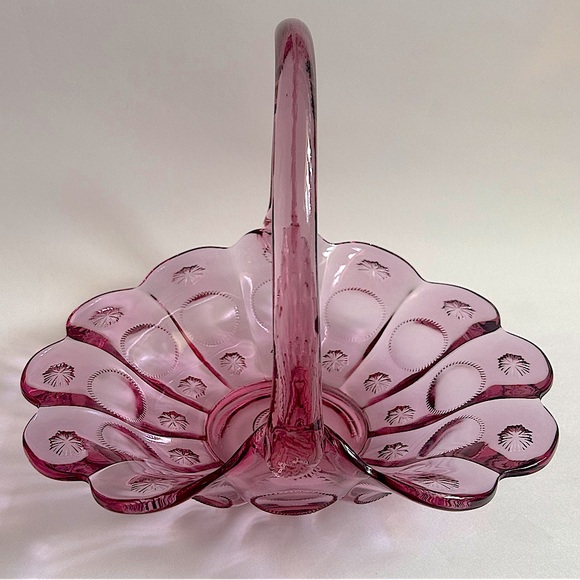 Vintage Fenton Glass Dusty Rose Reverse Stars and Sun Scalloped Edge Basket - Picture 1 of 10